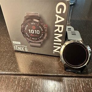 Garmin Fenix 6 Pro Solar in Black and Silver